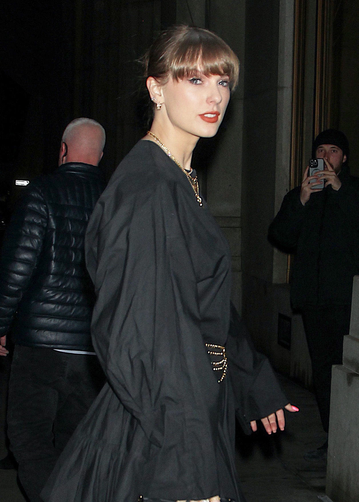 Le prétendu harceleur de Taylor Swift arrêté pour la troisième fois après avoir fouillé dans les poubelles à l’extérieur de son appartement à NYC